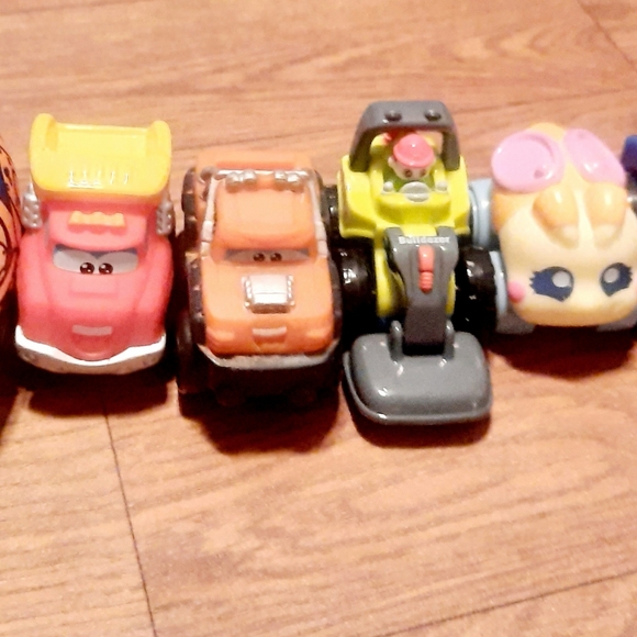 SOLD 14 Toddler Toys,Plush and Plastic - Picture 6 of 9